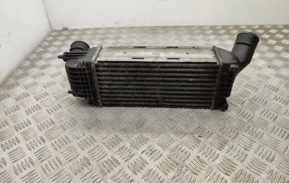 Citroen C5 Intercooler radiator 9657073480