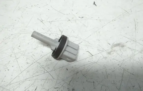 Volkswagen PASSAT B5.5 Interior temperature sensor 4A0820539A
