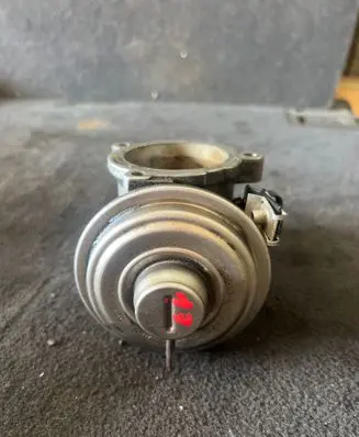BMW 5 E60 E61 EGR valve 7791480 9808834