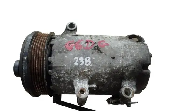 Ford C-MAX I Air conditioning (A/C) compressor (pump)