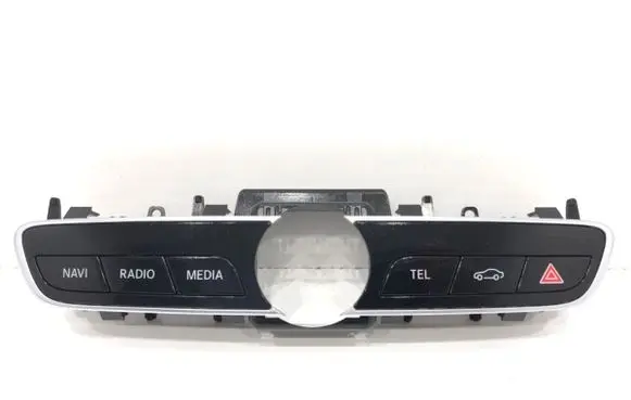 Radio/CD/DVD/GPS head unit