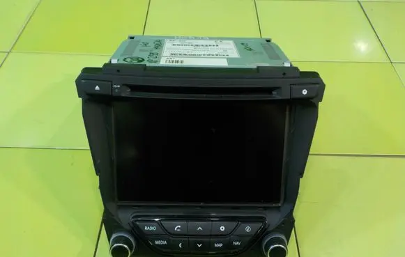 Hyundai i40 Radio/CD/DVD/GPS head unit 965603Z000 XP259