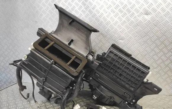 Opel Antara Interior heater climate box assembly C140617908 615981