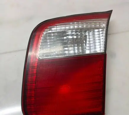 Subaru Forester SF Tailgate rear/tail lights 22620697