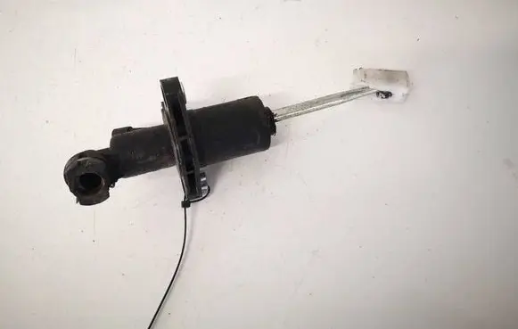 Volkswagen Golf III Clutch master cylinder 180721388B
