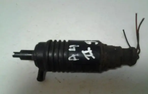 Audi A4 S4 B5 8D Windscreen/windshield washer pump 4A0955651