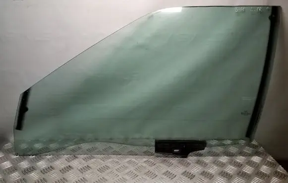 Audi 80 90 S2 B4 Front door window glass four-door 
