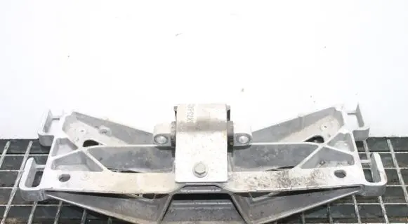 Jaguar XE Gearbox mounting bracket GX735060AC