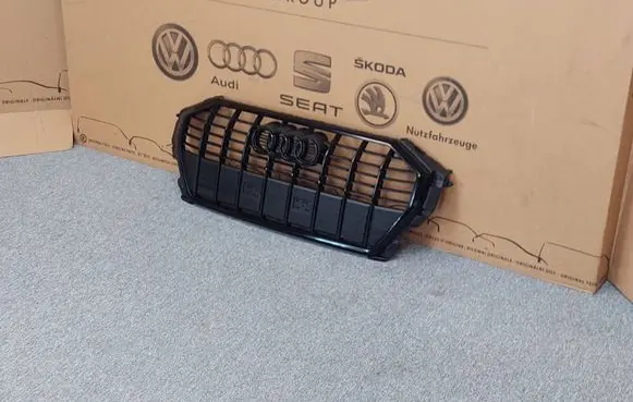 Audi Q3 F3 Front bumper upper radiator grill 83A853651E 83A853651F