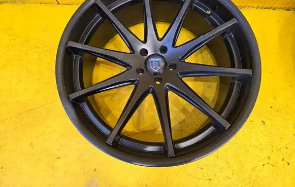 Audi RS6 C7 R22 alloy rim 