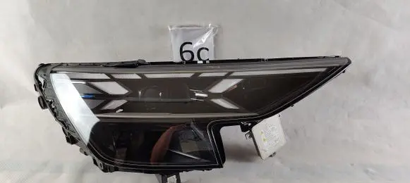 Audi Q8 Headlights/headlamps set 
