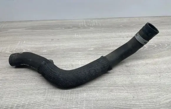 Nissan Qashqai Engine coolant pipe/hose