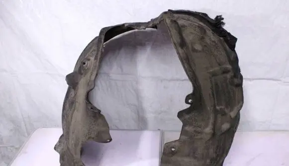Audi Q7 4M Front wheel arch liner splash guards 4M0821171