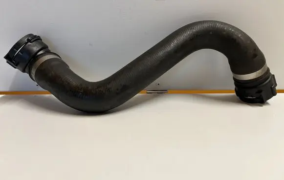 BMW X1 E84 Engine coolant pipe/hose 1436077