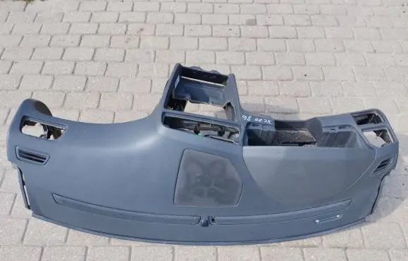 Volvo XC70 Dashboard 9177707