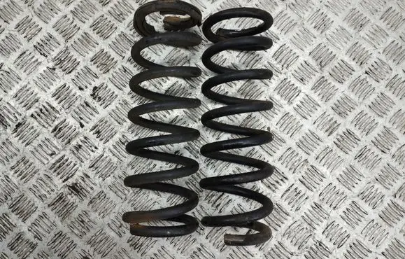 Mitsubishi Outlander Rear coil spring