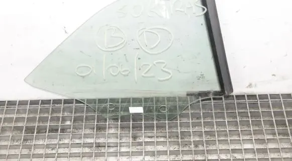 Audi A5 Rear side window 8W7845298