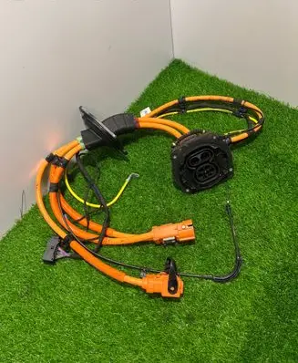 Mercedes-Benz GLE W167 Electric car charge socket a1675407048