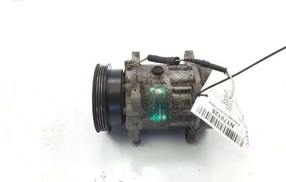 Renault Megane I Air conditioning (A/C) compressor (pump) 7700272987