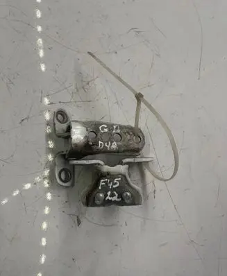 Mitsubishi L200 Rear door hinge set 