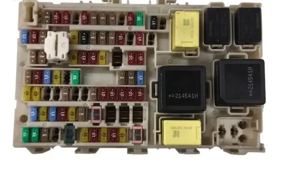 Mitsubishi Outlander IV Fuse module 8565A576