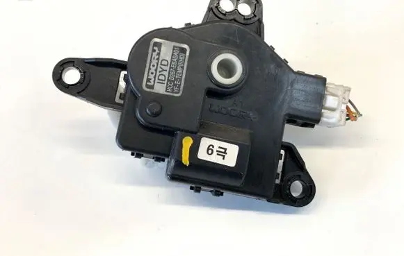 KIA Ceed Air flap motor/actuator D267EBABA01