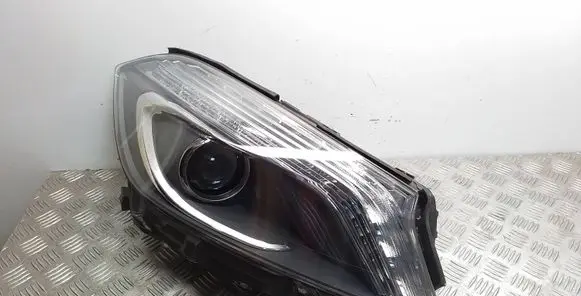 Mercedes-Benz A W176 Headlight/headlamp A1768201261 1EX01081822 1EL17563256