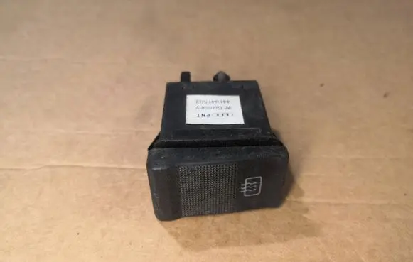 Audi V8 Windscreen/window heater switch 441941503