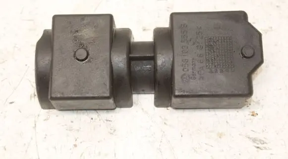 Audi A4 S4 B6 8E 8H other engine part 