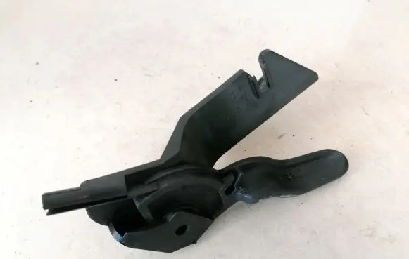Opel Corsa D Engine bonnet (hood) release handle 13186909 511697042