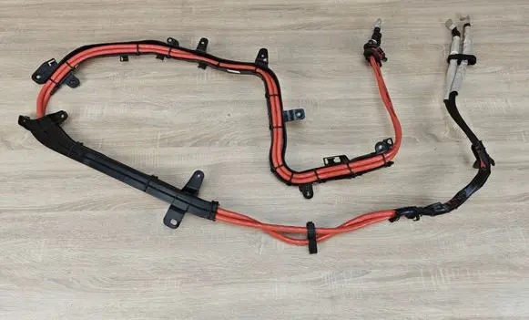 BMW 4 G22 G23 G24 G26 Positive cable (battery) 9107457