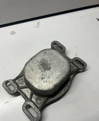 Audi A6 S6 C6 4F Engine mounting bracket 4B0199335L