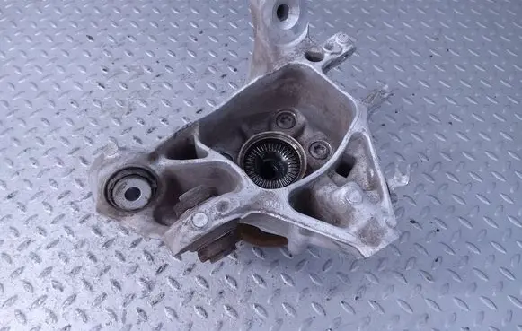 BMW XM Rear wheel hub 33401543563 1543563 33301544036