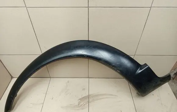 Front arch trim