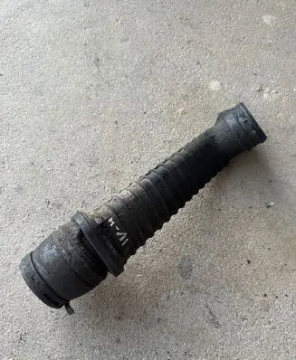 Intercooler hose/pipe