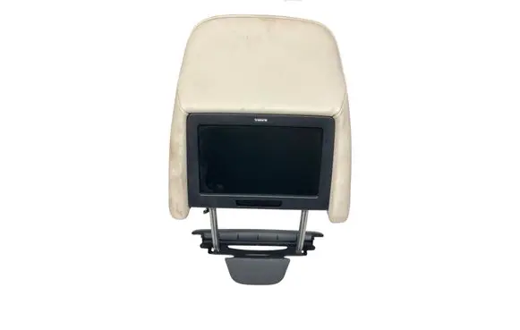 Volvo XC60 Front seat headrest 