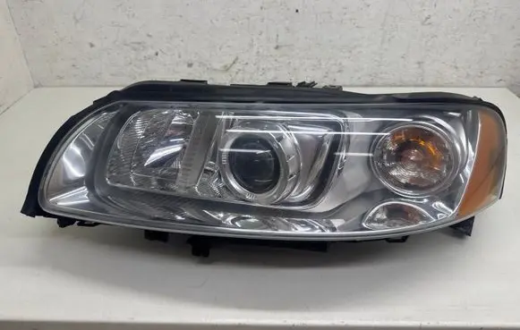 Volvo S60 Headlight/headlamp 31111180