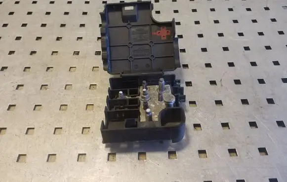 Positive wiring loom