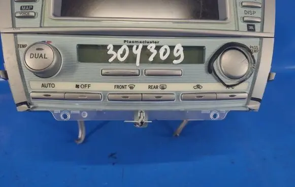 Toyota Camry Air conditioning/heating control unit 5590006171