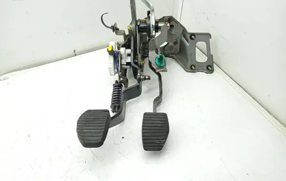 Citroen C4 Grand Picasso Pedal assembly 9681532380