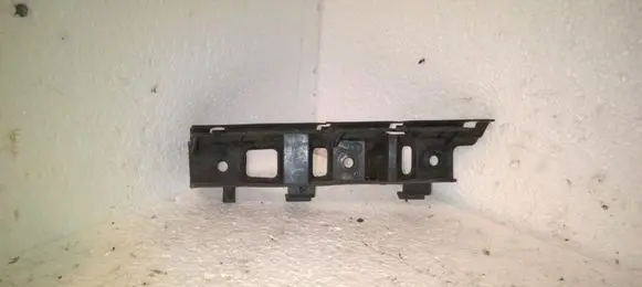 Volkswagen PASSAT B6 Front bumper mounting bracket 3C0807183