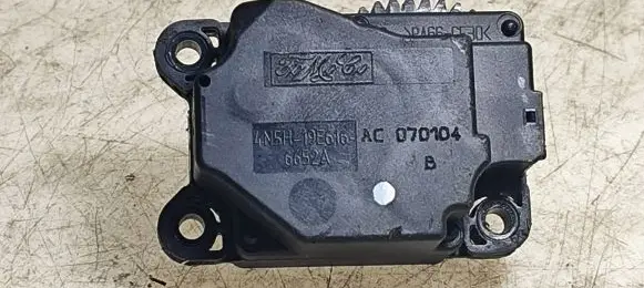 Volvo C30 Air flap motor/actuator 4N5H19E616 6652A 070104