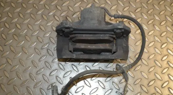 Hyundai Tucson TL Front brake caliper