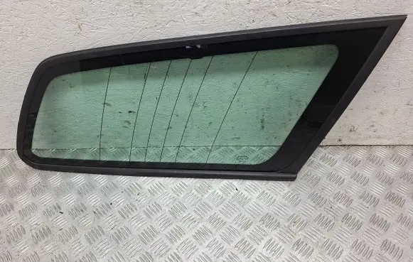 Volvo V50 Rear side window 8650443 43R00022