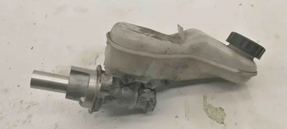 Toyota Auris 150 Master brake cylinder 0204Y24234