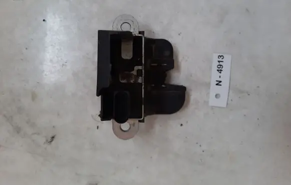 Volkswagen Polo V 6R Tailgate/trunk/boot lock/catch/latch 6R0827505B