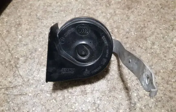 BMW 7 E65 E66 Horn signal 0055306