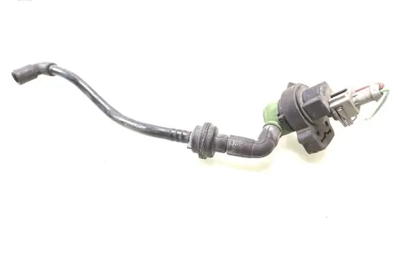 Mercedes-Benz E W211 Vacuum valve 0004703893