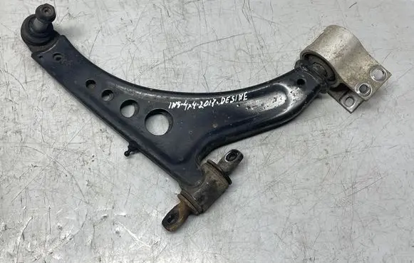 Opel Insignia B Front control arm 84198833 84198829