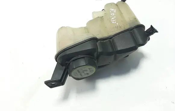Volvo XC70 Coolant expansion tank/reservoir 6G918K218CD